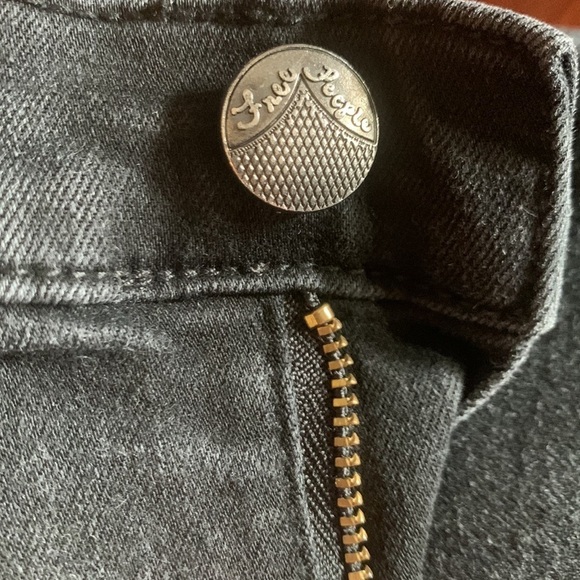 Free People High-Rise Ankle Skinny Jeans Size  24 - Picture 9 of 9